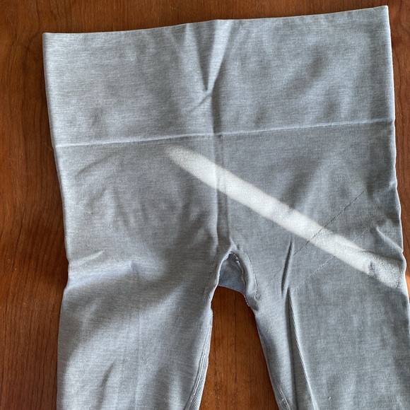 Blanqi Maternity Leggings Large excellent condition! - Picture 2 of 5